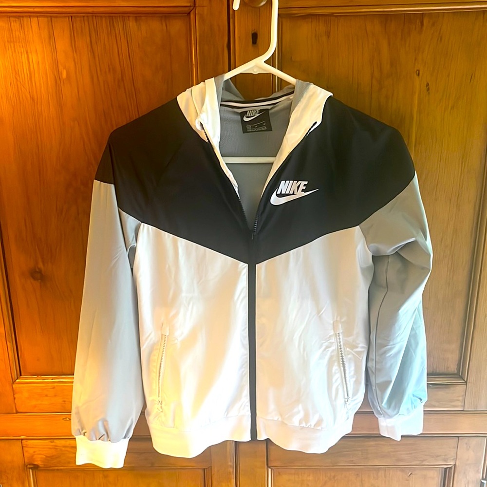 Nike Boys (Medium) Raincoat